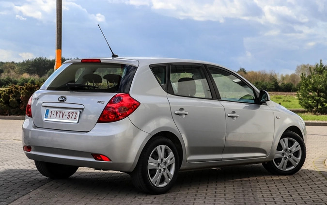 Kia Ceed cena 13900 przebieg: 214435, rok produkcji 2009 z Polanica-Zdrój małe 667
